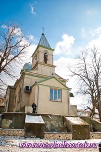 Где в Молдове находится самый старый монастырь